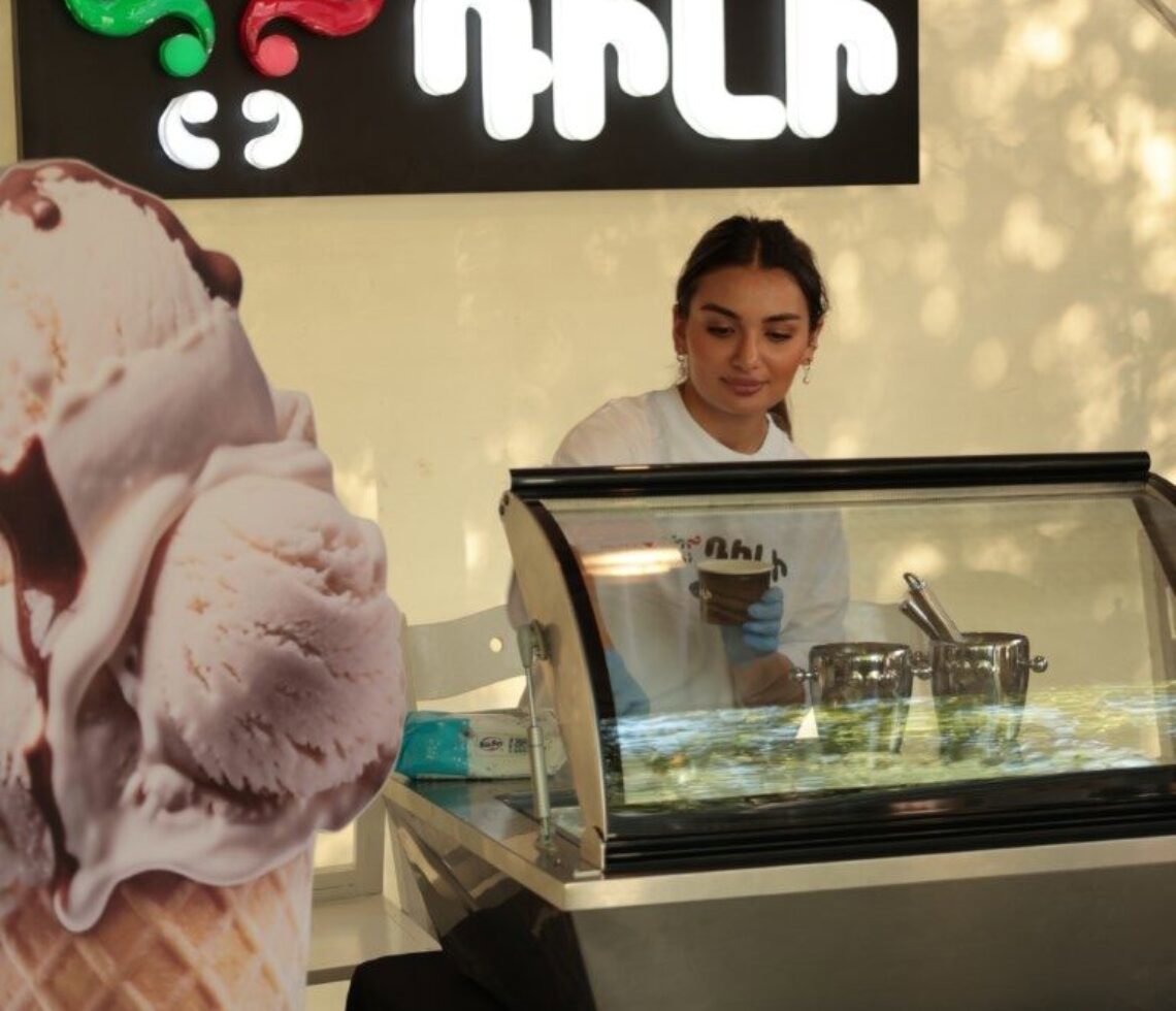 Պաղպաղակի միջազգային օր, շատ ժպիտներ ու անսահման պաղպաղակ՝ Դիլիի հետ